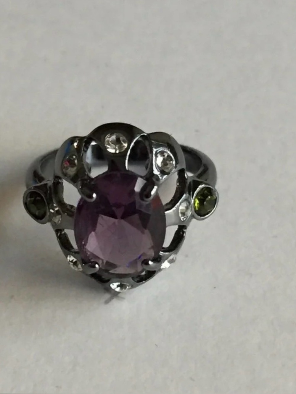 SS Hematite Ring With Purple & Peridot Green Stone Size 6